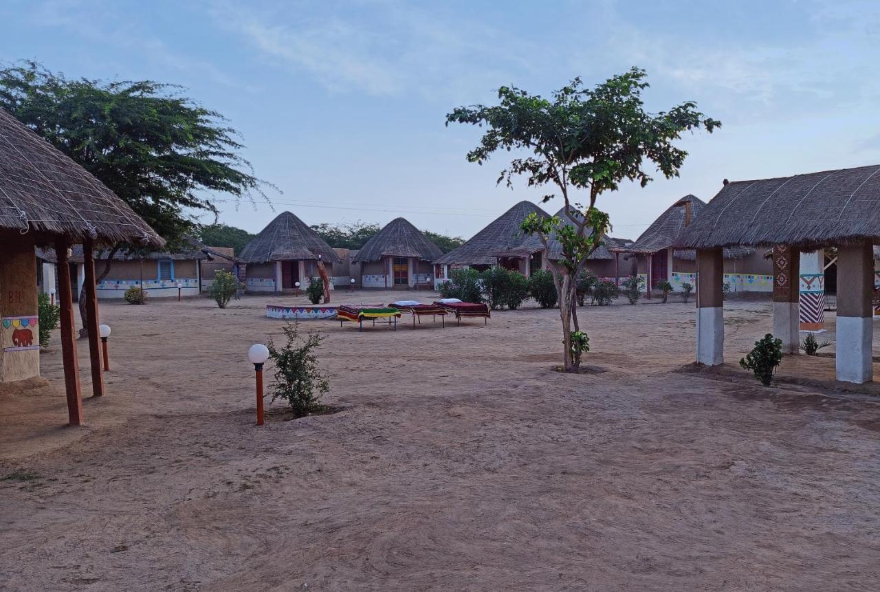 Kutir Craft Village Resort Bherandiala Екстер'єр фото