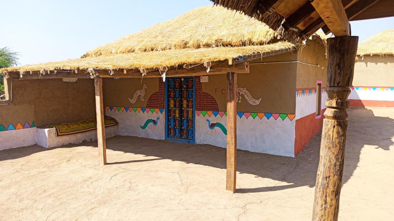 Kutir Craft Village Resort Bherandiala Екстер'єр фото