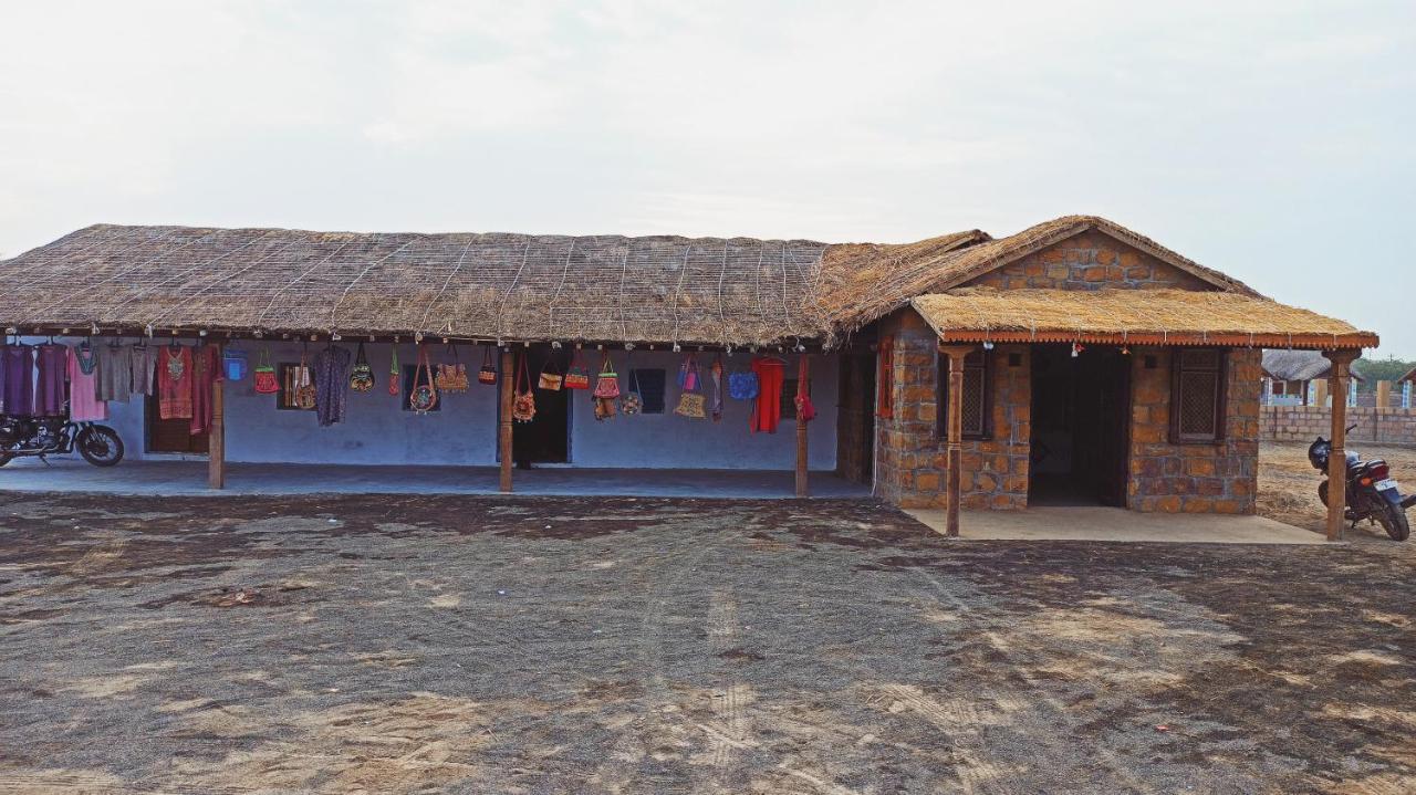 Kutir Craft Village Resort Bherandiala Екстер'єр фото