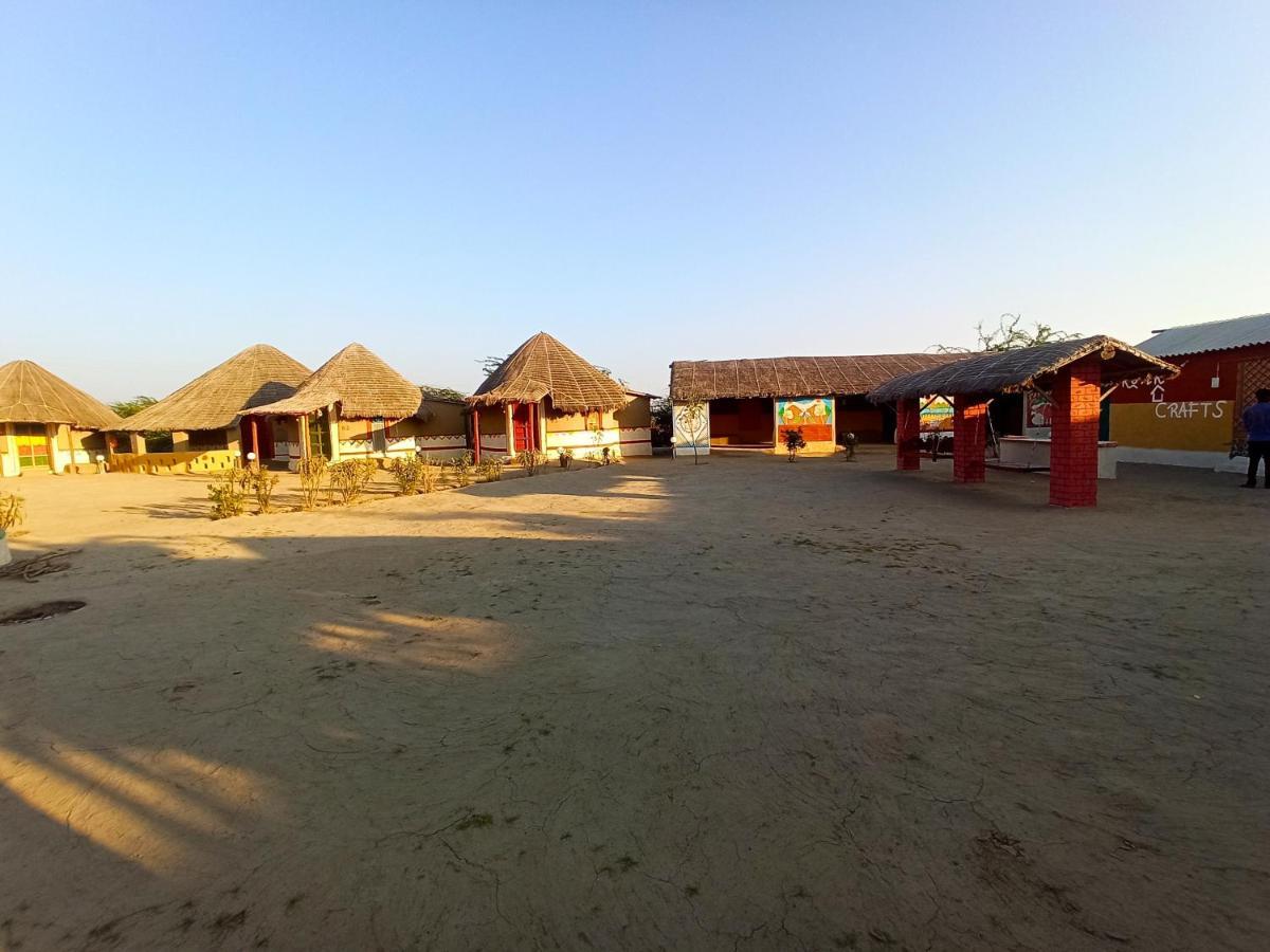 Kutir Craft Village Resort Bherandiala Екстер'єр фото