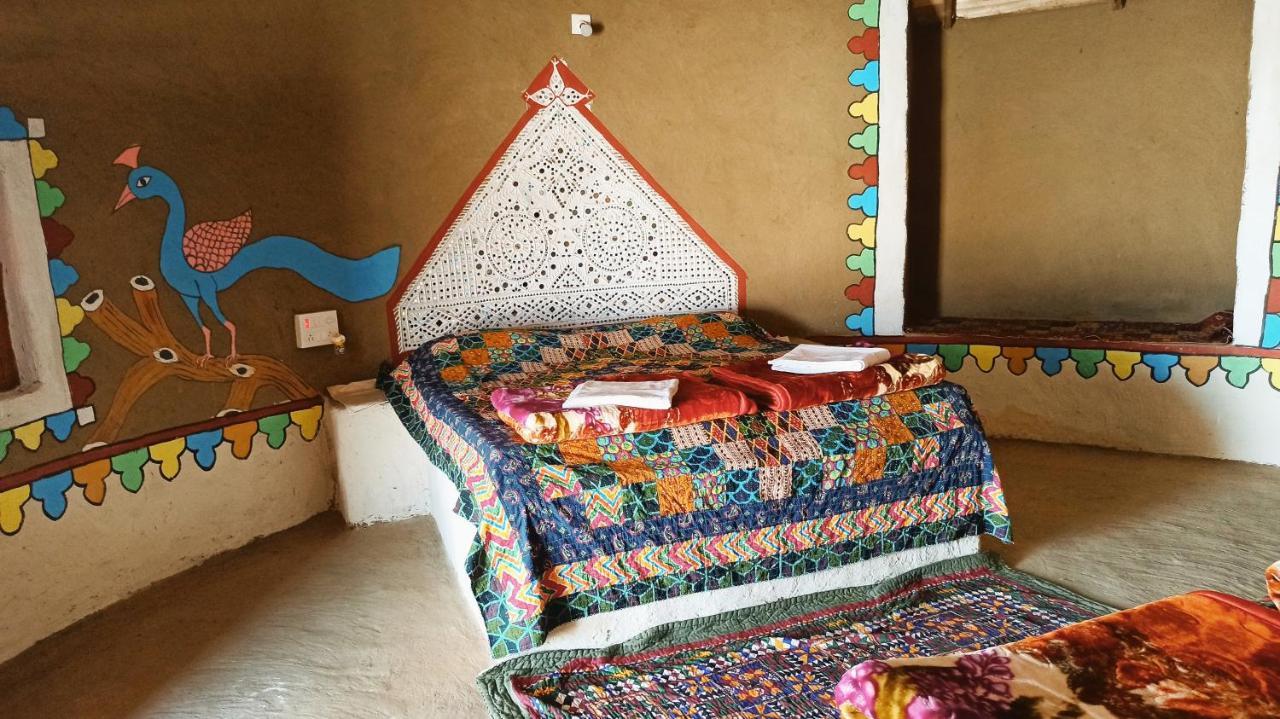 Kutir Craft Village Resort Bherandiala Екстер'єр фото
