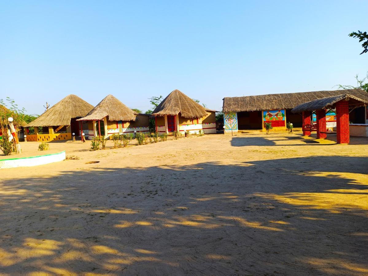 Kutir Craft Village Resort Bherandiala Екстер'єр фото
