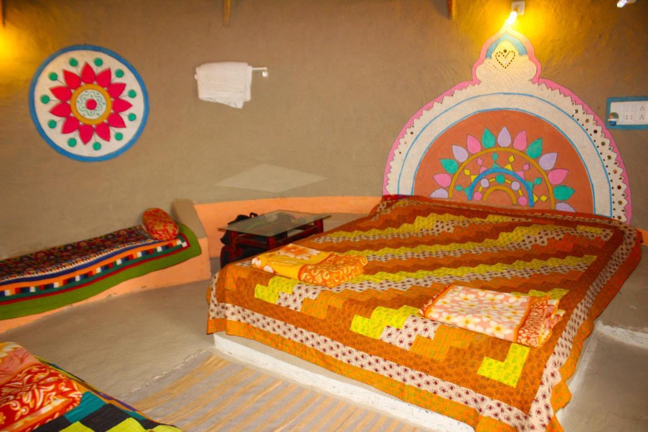 Kutir Craft Village Resort Bherandiala Екстер'єр фото